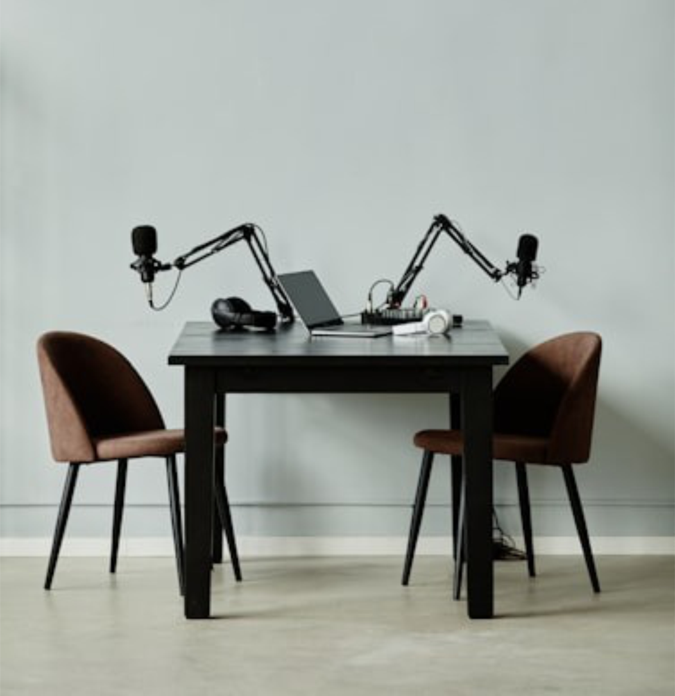 Emzini FM Studio